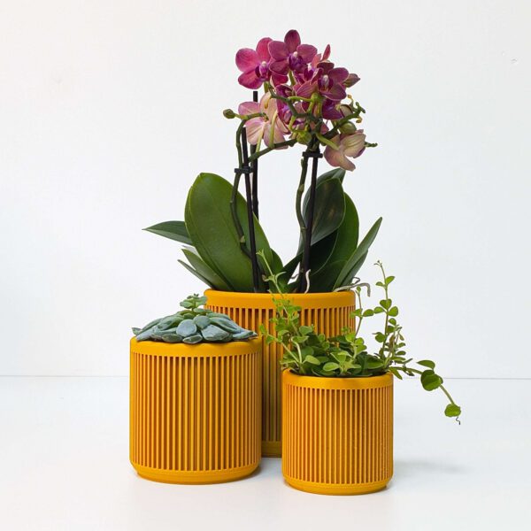 Ridge Midcentury Planter